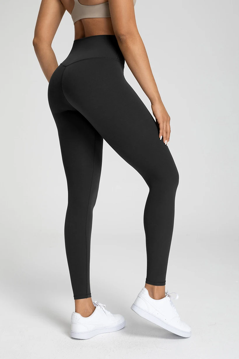 Qinelle high waist seamless yoga leggings in black back view
