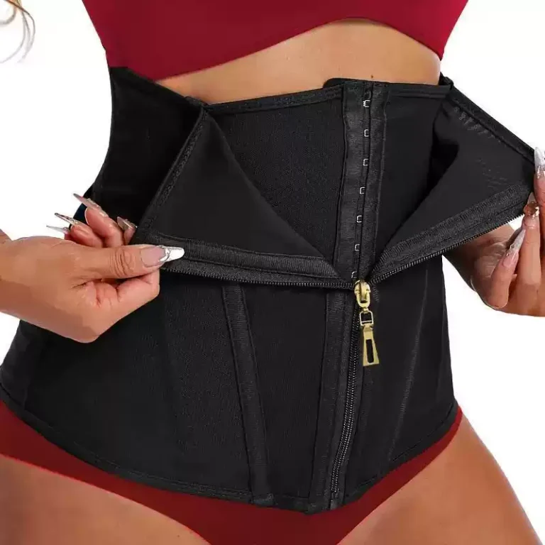 Qinelle underbust zip-front waist trainer in Black, close-up hook-and-zip construction