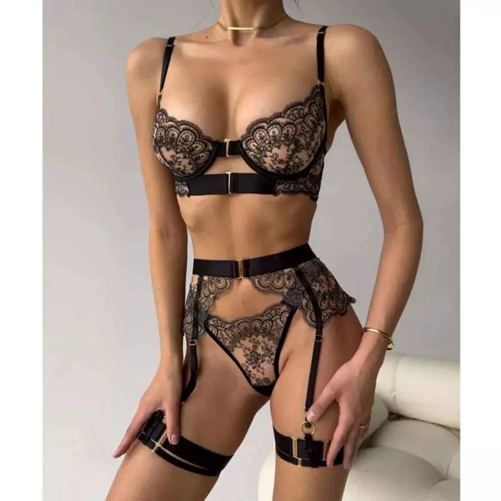 Qinelle black lace bustier and garter lingerie set front view