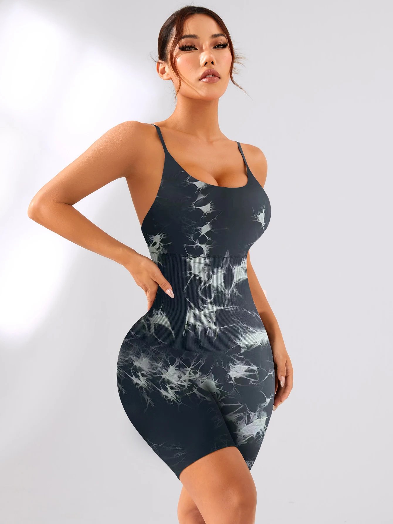 Qinelle Gray seamless open-back spaghetti-strap shaping bodysuit front view