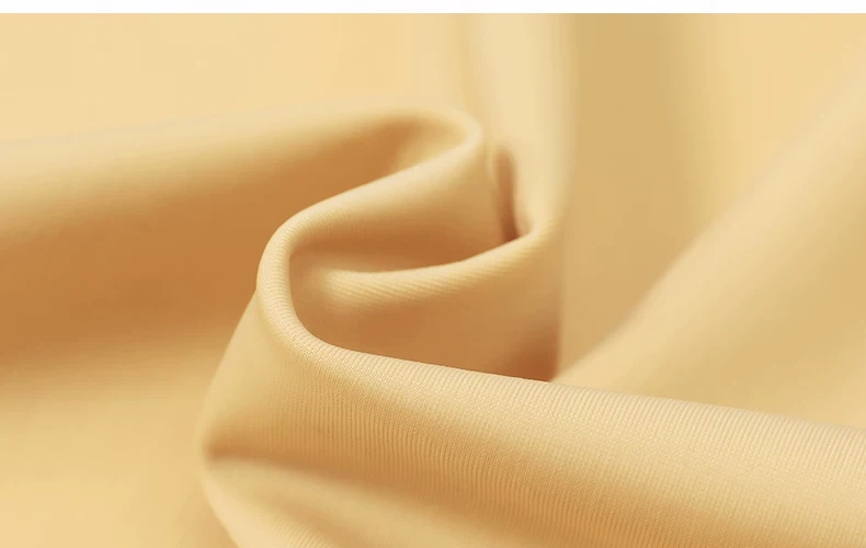 Smooth stretch fabric texture for compression leggings